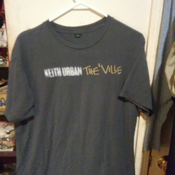 MUST BUNDLE Keith Urban. The 'ville shirt 2014 - Picture 3 of 3